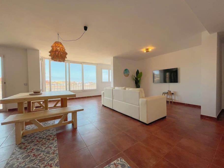 Apartamento Casa Bamboo Corralejo, Espacioso, Piscina Y Parking Exterior photo